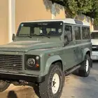 لاندروفر ديفيندر 110 كلاسيك .. لون نادر