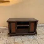 طاوله تلفزيون مع ادراج