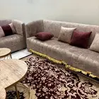 كنب مجلس مع زوليه وطاولات