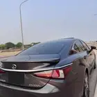 لكزس ES300h موديل 2024 للتنازل على بنك البلاد