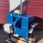 آلة تنظيف الحبوب المنخلي ة UKS 06