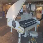 Piano digital req بيانو جراند رقمي انتيك 2 دور للبيع بالطلب