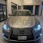 لكزس LS460 2016