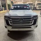 لاندكروزر 2024 GXR-L5 فل كامل سعودى ممشى 47500 الف