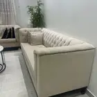 كنب للبيع مع الستارة