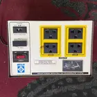 منظم ومثبت للكهربة