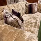 كنب كلاسيكي