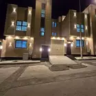 للبيع روف علوى مع ملحق تشطيب فاخر 9غرف بالمحاله أبها قرطبة