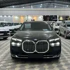 بي ام دبليو 735i موديل 2026 اصفار