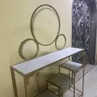 طاولات خدمة