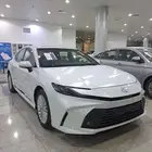 تويوتا كامري LE بنزين 2025 ( متوفر ألوان )