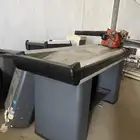 طاولة كاشير