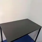 طاولة مكتبية