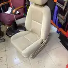 مقعد السائق نظيف جدا  يوكن تاهو سييرا سلفرادو