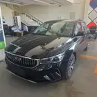 جيلي امقراند 2025 أستندر كاش او أقساط