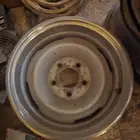 جنوط مقاس 15 امريكي يركب للجموس والجيب الشيروكي ال5 مسامير