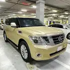 نيسان باترول تيتانيوم لون ذهبي