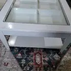 طاولة خشب مع 3 طاولات خدمه للبيع