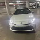 تويوتا كامرى ال اى بنزين سعودى 2025 ابيض