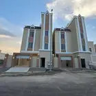 للبيع أدوار علويه 6غرف تشطيب مميز من 500 ألف طريق الثمانين