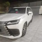 لكزس LX600 موديل 2023 BBعبداللطيف 22500كم فقط على الشرط