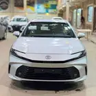 تويوتا كامري E بنزين جنوط 2025- سعودي