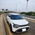 للبيع كيا كارينز2024 عائلية 7مقاعد
