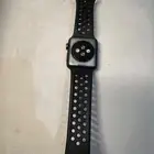 للبيع ساعة ابل الإصدار الثالث المقاس 38