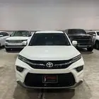 تويوتا اوربان كروزر 2026 شبه جديد ( الوكيل عبداللطيف جميل )