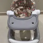 مشاية اطفال وسرير للطفل