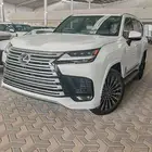 لكزس LX600 VIP 2025 أبيض خليجي الممشي 1800 كم
