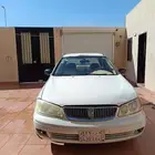 سيارة نيسان صني موديل 2005