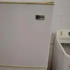 ثلاجه للبيع تحتاج صيانه