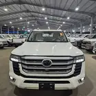 تويوتا لاندكروزر GXR L4 بنزين موديل 2025