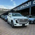 تويوتا لاندكروزر GXR L4 2025