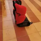 كرسي سيارة للأطفال بحالة جدا ممتازة