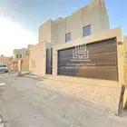 فيلا سكنية راقية للبيع   تصميم عصري بحي الربوة