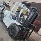 لوبد صطحه ورفعت شوكيه وكرينات وجميع انواع المعدات الثقيله