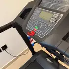 ممشى رياضي كهربائي متعدد البرامج وقابل للانحدار