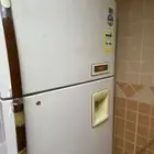 للبيع ثلاجة ال جي مستعملة بحالة جيدة كبيرة بسعر 700