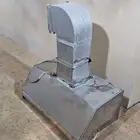 مدخنة حديد مع مروحة هوا KDK مرك بة وجاهزة للاستخدام