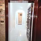 شقه 6 غرف للإيجار حي الصفا موقع مميز