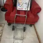 ميزان الكتروني و حامل بعجلات