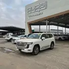 تويوتا لاندكروزر GXR4 بنزين 2026 - كاش و أقساط