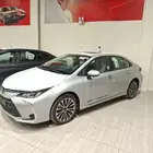 تويوتا كورولا XLI مطور فتحة سقف بنزين مكينه 2.0 موديل 2025