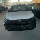 تويوتا كامري E استاندر ( ابيض - اسود - تيتانيوم )