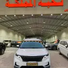 كيا كرنفال مستورد بنزين موديل 2023 شاشه كاميرا تحديد مسار