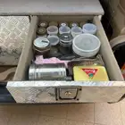 أدراج عزبه خشب تلبيس واجهة ألمنيوم راكب على شيروكي 2001