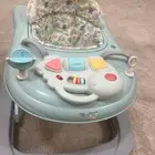 مشاية وعربية وسرير اطفال