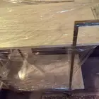 طاولات متنوعة للبيع